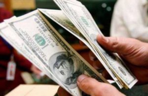 EMPRESAS Y PARTICULARES DEBEN 4.746 BILLONES A BANCOS; SAQUEAN A CLIENTES