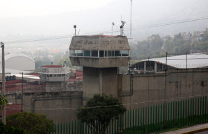 Trasladan 50 Reos Peligrosos del Estado a Varias Cárceles Federales