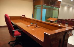 Quedan en Desventaja Reos Pobres en Juicios Orales: Sin Dinero para Defensa