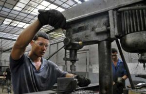 Perdieron los Trabajadores 107 Mil Millones en sus Ahorros Depositados en Aforres el Año Pasado