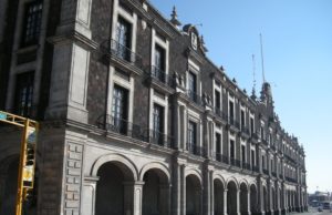 Intenso Contratismo Encarece la Operación de Ejecutivo Mexiquense: Renta Mucho y Caro
