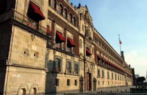 Malos Gobernadores, Alcaldes y Empresarios, Problemas del País