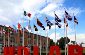3 Minicomentarios “UDLA y la desviación de fondos en instituciones particulares”