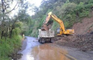 Sumaron Nueve las Personas Fallecidas por el Desgajamiento de Cerro en Jilotzingo, Estado de México