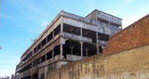 Ingresos públicos comienzan a caer por desaceleración económica