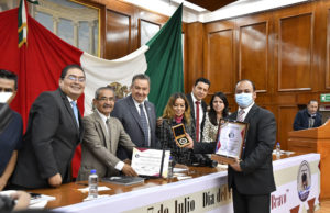 Fotorreporteros Padecen Doble Exclusión: Ganan Menos y Arriesgan Más que Reporteros
