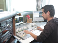 Fotalece Uniradio la comunicación social auriverde