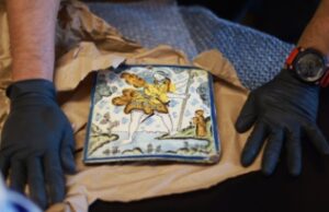 La muela de un mamut, piezas prehispánicas y talavera: devuelven bienes culturales a México