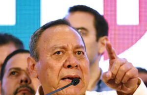 Compiten ‘Alito’, del PRI, y ‘Chucho’, del PRD, por Ver Quién Mata Antes a su Partido