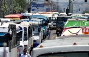Transporte y movilidad concentran graves problemas, y detonan otros