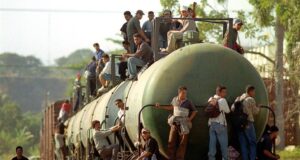 Mantendrán su ciudadanía en USA hijos de indocumentados nacidos en esa nación