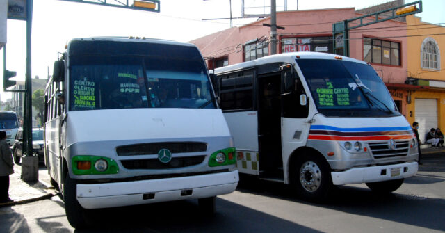 AUTOBUSES