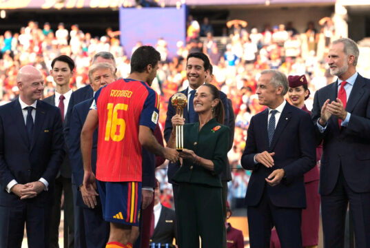 España ganó el Mundial, aunque más bien lo perdió Argentina; gran negocio para FIFA