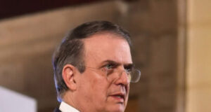 Ebrard, los Chuchus y Peña Nieto impulsaron a Aguirre para gobernador en Guerrero