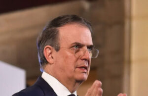 Ebrard, los Chuchus y Peña Nieto impulsaron a Aguirre para gobernador en Guerrero